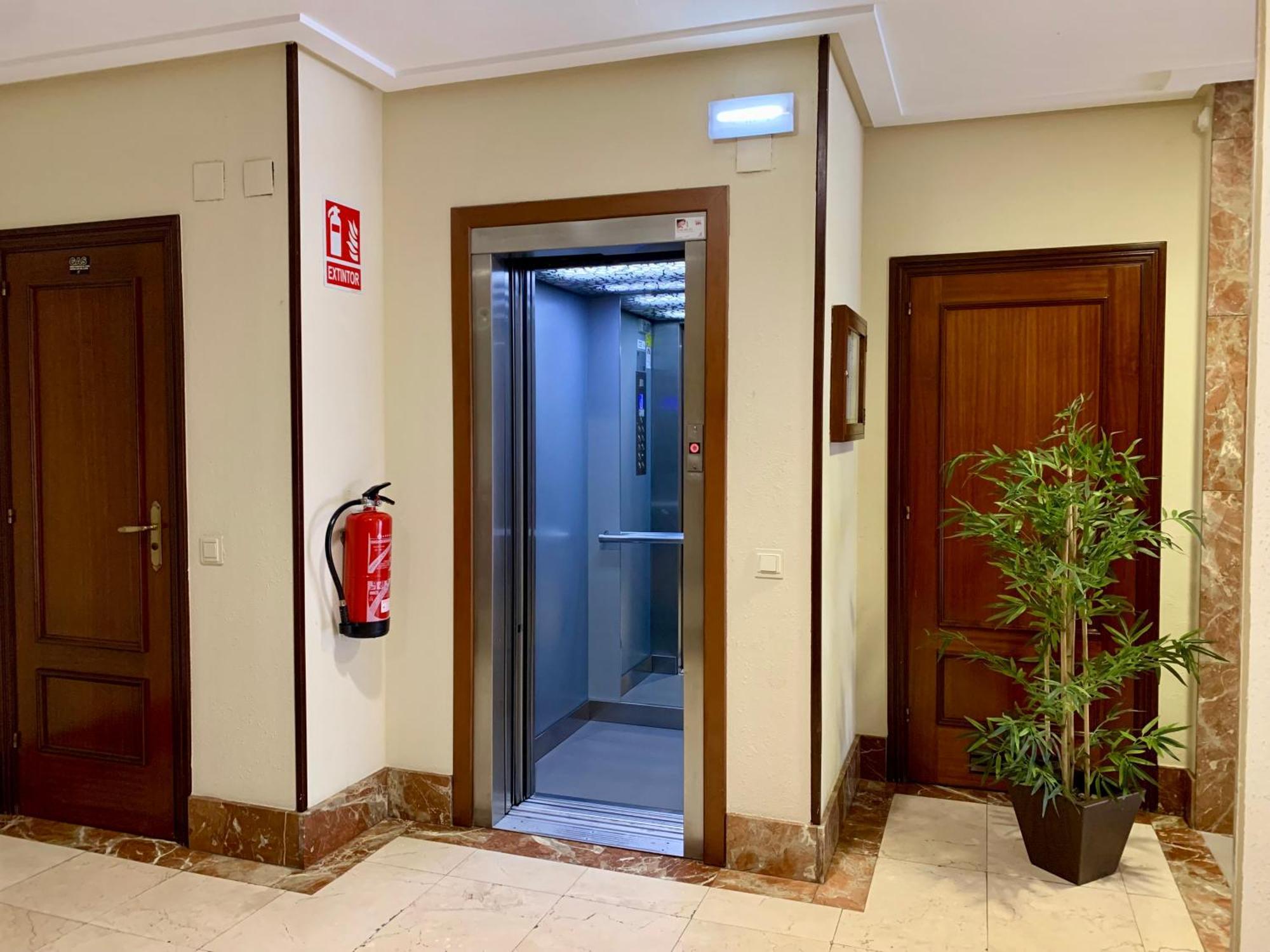 Apartamento Elorza 45 Oviedo Exterior foto